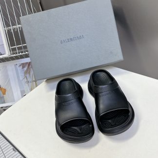 Balenciaga Slides