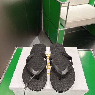 Dior Slides