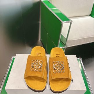 Loewe Flats