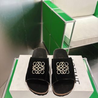 Loewe Flats