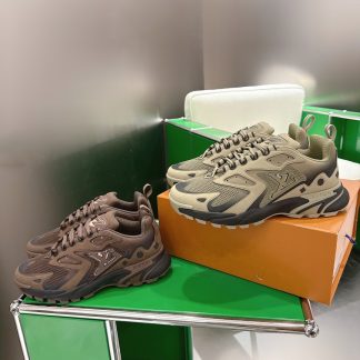 Louis Vuitton 26ss RUNNER TATIC Sneaker Sneakers