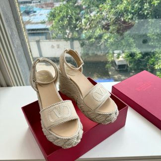 G171 VALENTINO SandalsFlats VLOGO SIGNATURE