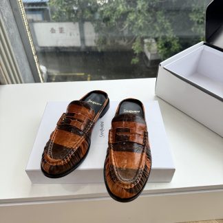 Saint Laurent G988Saint Lauren YSL 2026 YSL LoafersSlides logoLoafers logo