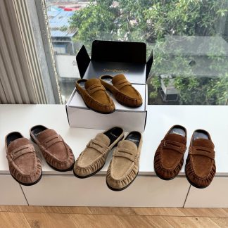 Saint Laurent G988Saint Lauren YSL 2026 YSL LoafersSlides logoLoafers logo