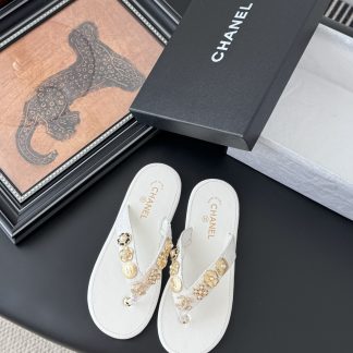 Chanel Slides