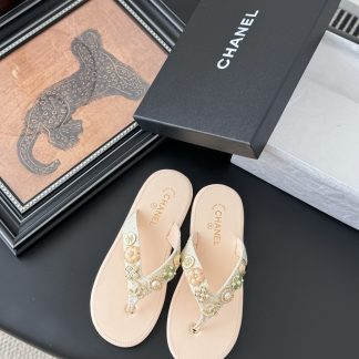 Chanel Slides