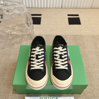 Bottega Veneta Casual Shoes