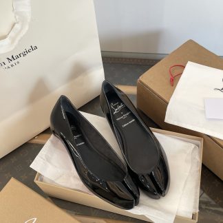 Christian Louboutin Flats