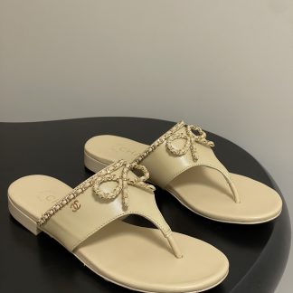 Chanel Slides