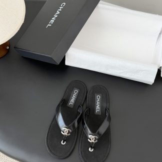 Chanel Slides