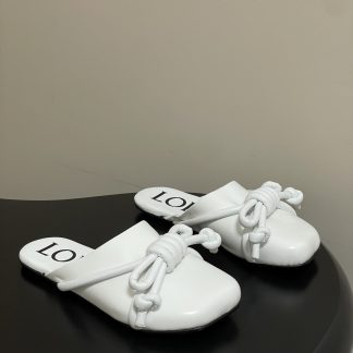 Loewe Flats