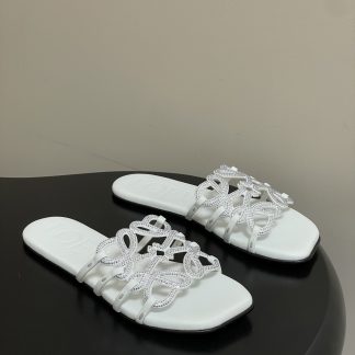 Loewe Flats