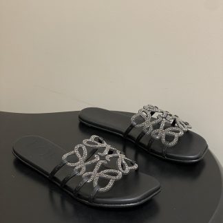 Loewe Flats