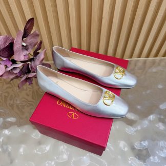 Valentino Flats