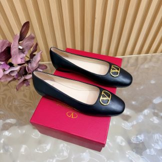 Valentino Flats