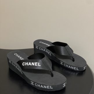 Chanel Slides