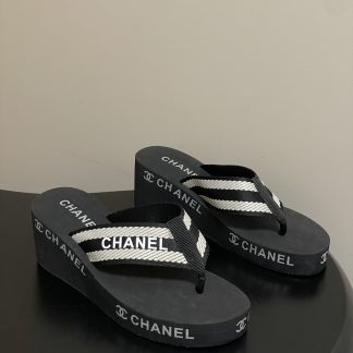 Chanel Slides