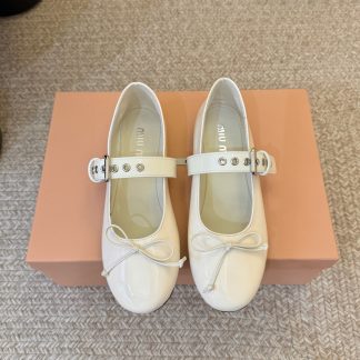 Miu Miu Casual Shoes
