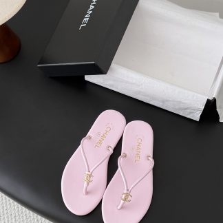 Chanel Slides