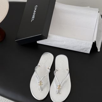 Chanel Slides