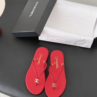 Chanel Slides