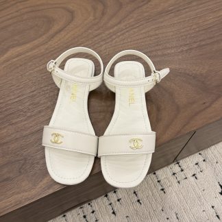 Chanel Spot Sale P305 𝗖𝗛 𝗔𝗡𝗟 𝟐𝟬𝟐𝟔 Slides C