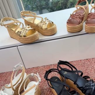 G289 VALENTINO SandalsFlats VLOGO SIGNATURE