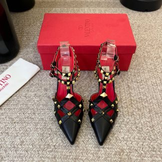 VALENTINO SandalsFlats VLOGO SIGNATURE