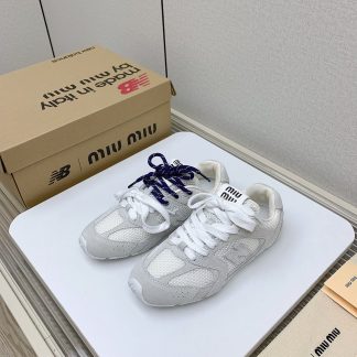 New Balance Flats