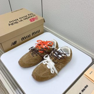 New Balance Flats