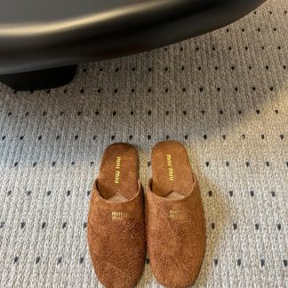 Miu Miu Slides