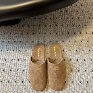 Miu Miu Slides