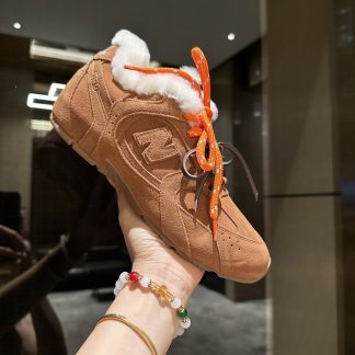 New Balance Flats