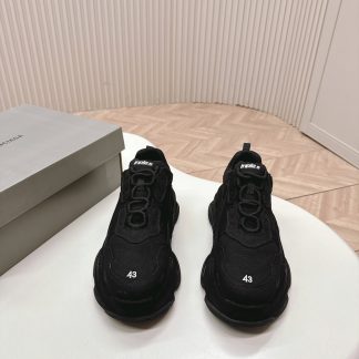 Balenciaga Casual Shoes