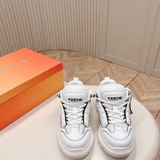 Dior Sneakers