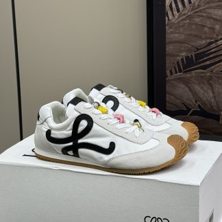 Loewe Flats
