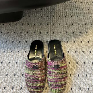 Miu Miu Slides