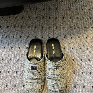 Miu Miu Slides