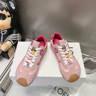 Loewe Flats