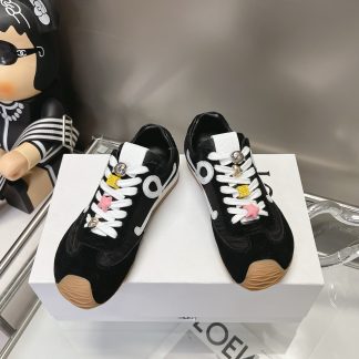 Loewe Flats