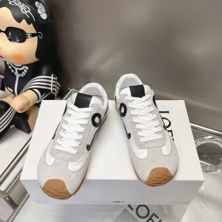Loewe Flats