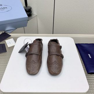 Prada Slides