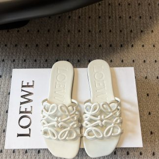Loewe Slides