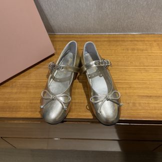 Miu Miu Casual Shoes